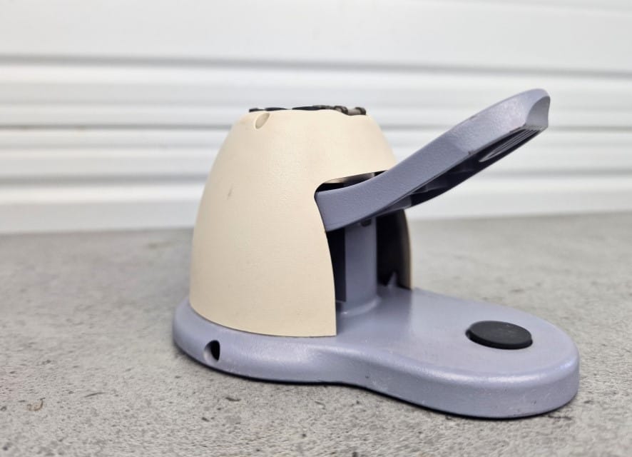 NIDEK Deluxe Deblocker DB1