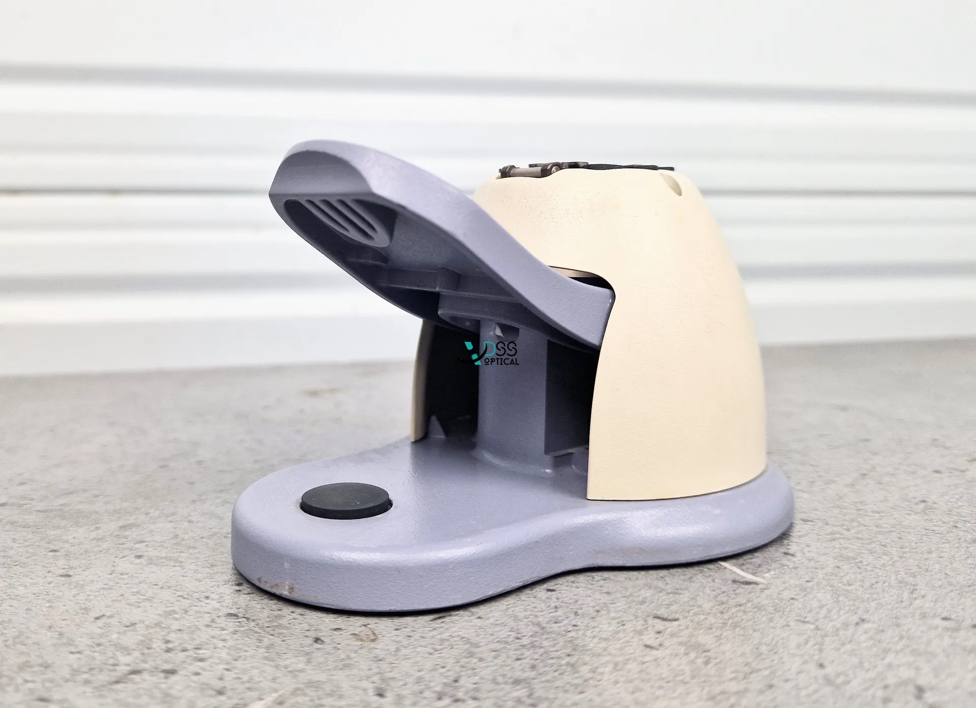 NIDEK Deluxe Deblocker DB1
