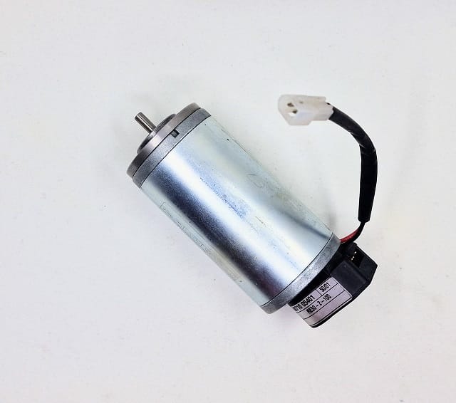 Essilor Glass Rotation Motor N82Q15 - Image 2